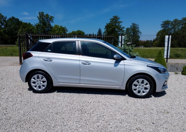 Hyundai i20 cena 41950 przebieg: 130772, rok produkcji 2018 z Niemcza małe 172
